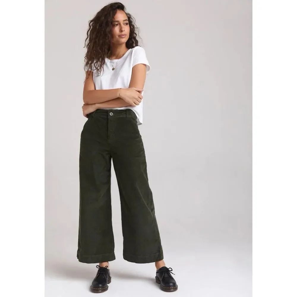 BELLA DAHL - Wide Leg Crop Corduroy Trouser